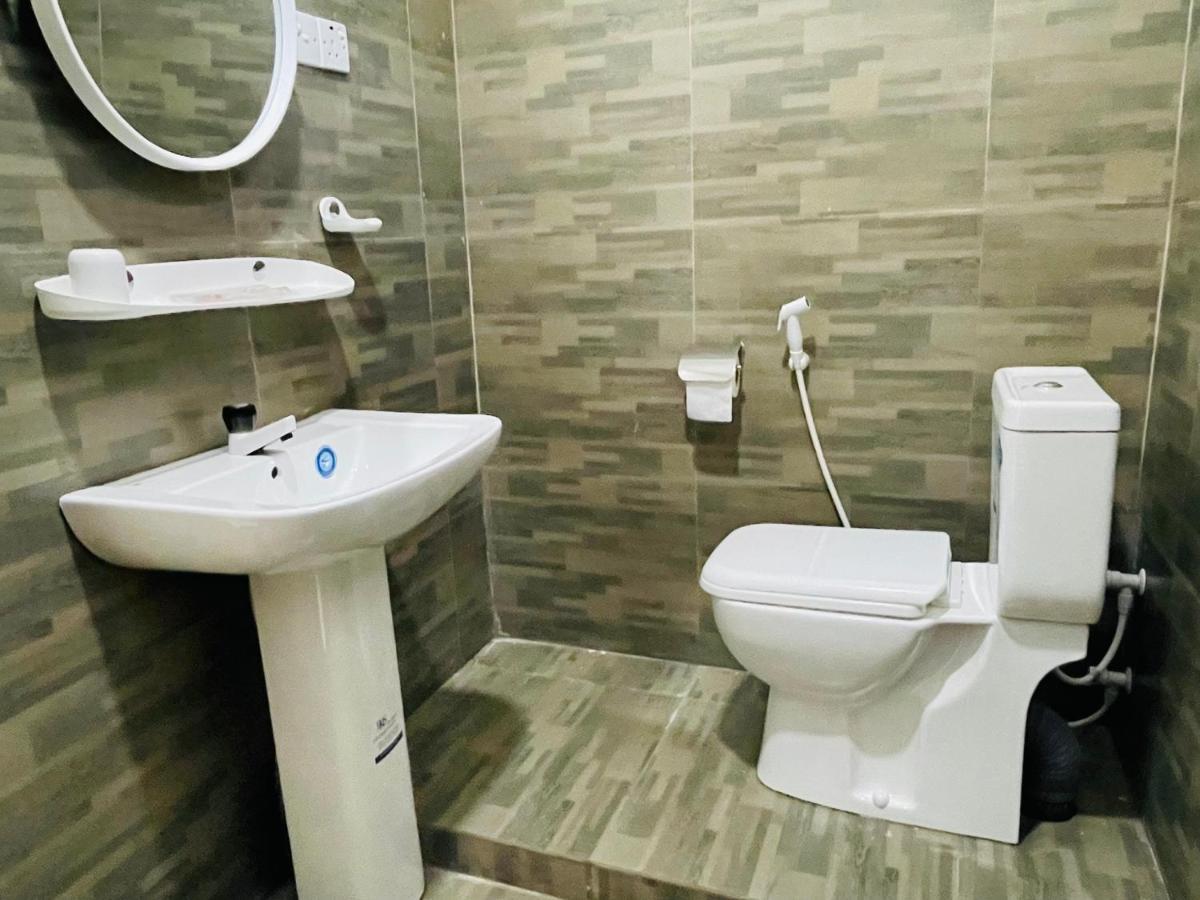 Ratnam Hotel Jaffna Eksteriør bilde